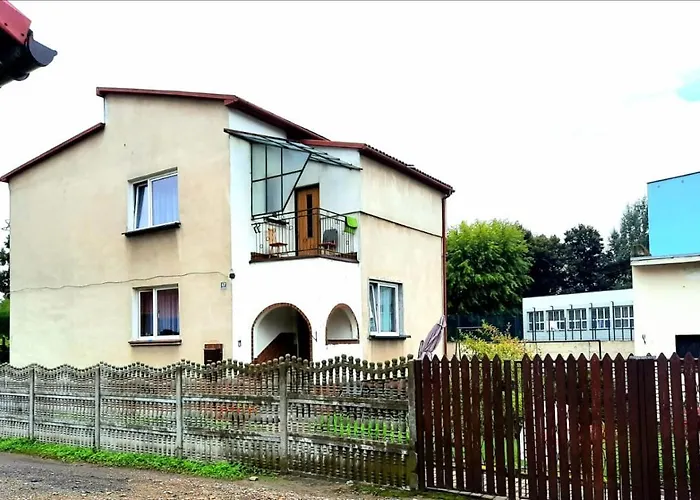 Queens House * Auschwitz